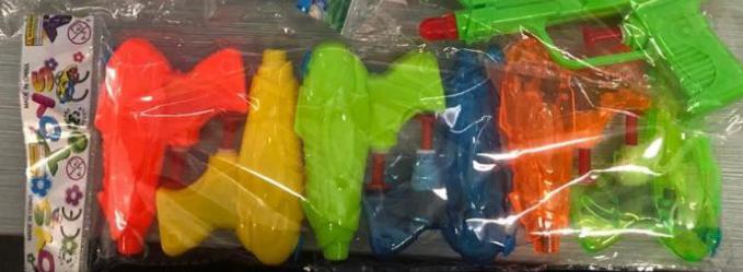 YIWA 12pcs Assorted Water Blaster Soaker Swimming Pool Beach Toy Set